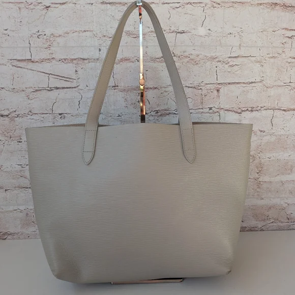 Cuyana Cream Tote Bag